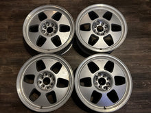 Load image into Gallery viewer, Kosei OneLine 17” Wheel Set