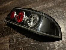 Load image into Gallery viewer, Junyan S14 Black Housing Taillight Set