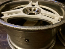 Load image into Gallery viewer, Trial Zelda Magnum 18” Wheel Pair