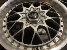 Load image into Gallery viewer, Volk Evolution 3 17” Wheel Pair