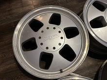 Load image into Gallery viewer, Kosei OneLine 17” Wheel Set