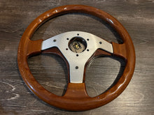 Load image into Gallery viewer, Verona Victoria 355mm Wood Wheel
