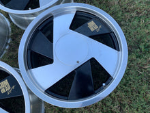 Load image into Gallery viewer, Jim Head Racing 17” Wheel Set