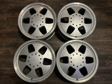 Load image into Gallery viewer, Kosei OneLine 17” Wheel Set
