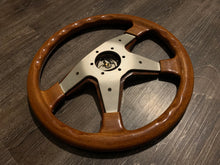 Load image into Gallery viewer, Verona Victoria 355mm Wood Wheel
