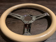 Load image into Gallery viewer, Unknown Manufacturer 330mm Pearl White Wheel
