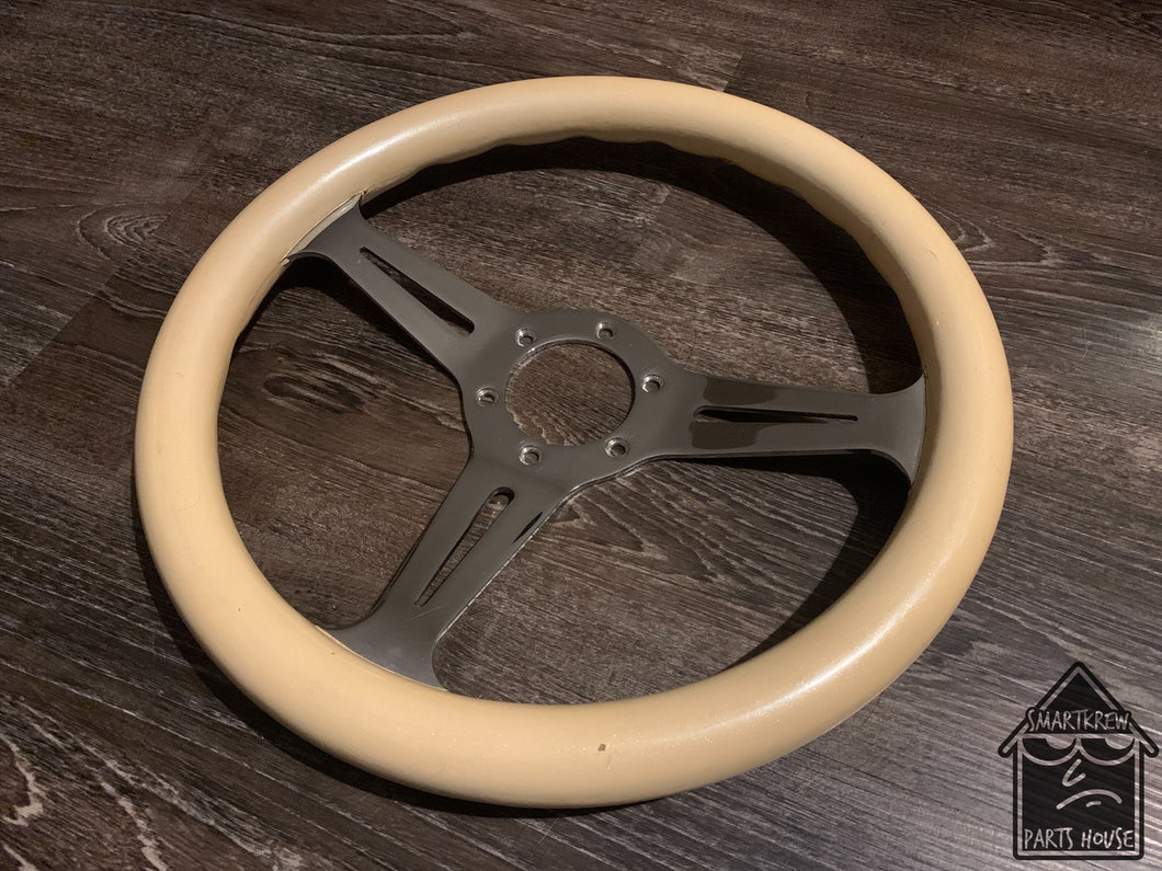 Unknown Manufacturer 330mm Pearl White Wheel