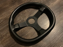 Load image into Gallery viewer, Luciano Maestri Brio 345mm D-Shape Black Leather Wheel
