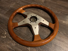 Load image into Gallery viewer, Verona Victoria 355mm Wood Wheel
