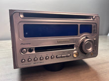 Load image into Gallery viewer, Pioneer Carrozzeria FH-P003MD Double Din Radio W/ Bluetooth
