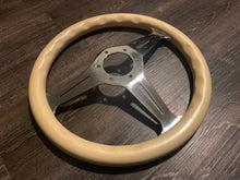 Load image into Gallery viewer, Unknown Manufacturer 330mm Pearl White Wheel
