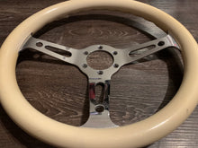 Load image into Gallery viewer, Moco Moco 350mm Pearl White Wheel
