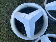 Load image into Gallery viewer, Unknown Manufacturer 17” Wheel Set
