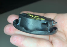 Load image into Gallery viewer, Handmade Fuchsia Jeweled Steering Wheel Hardware
