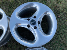 Load image into Gallery viewer, Pacer 16” Wheel Set
