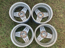 Load image into Gallery viewer, Unknown Manufacturer 17” Wheel Set
