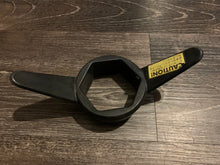 Load image into Gallery viewer, Advan SA3R Genuine Center Cap Removal Tool
